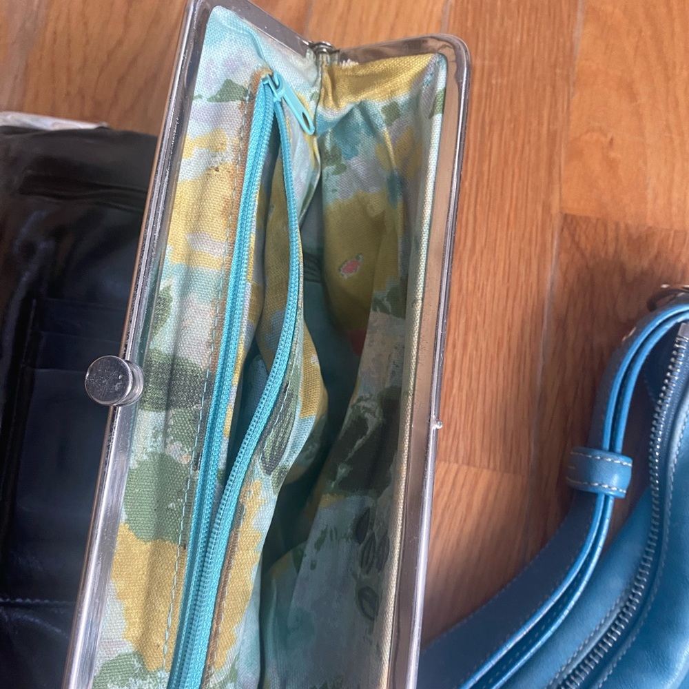 Hobo Vintage Lauren Leather Clutch Wallet - Picture 3 of 9